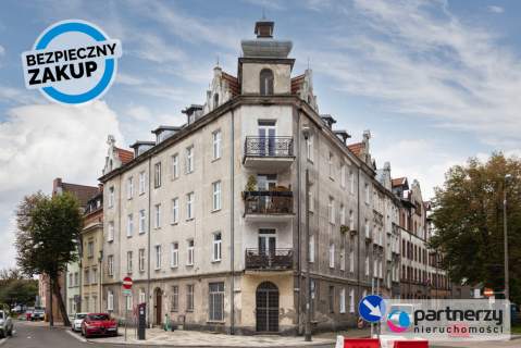 5 pięknych pokoi z balkonem w centrum miasta