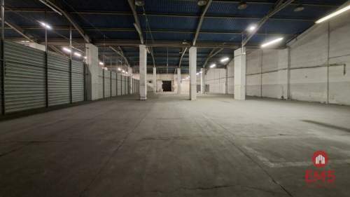 Hala-magazyn z rampą 1200 m2
