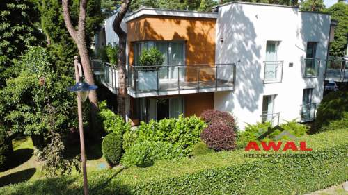 Uroczy apartament z dużym tarasem Jurata