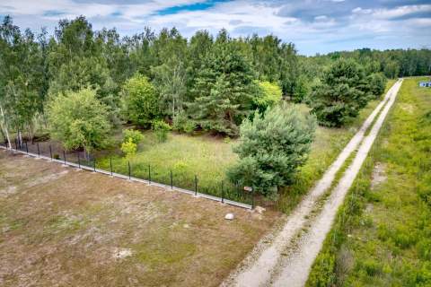 Działka 3000 m z potencjałem inwestycyjnym   Bory