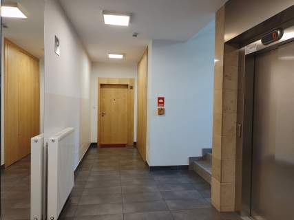 Komfortowe mieszkanie w apartamentowcu na Woli pow.50 m b