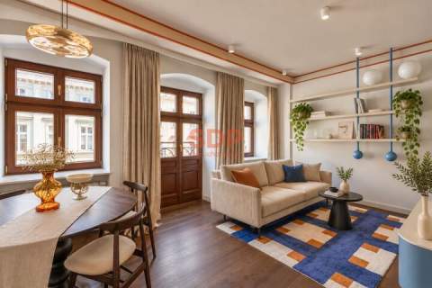 Designerski apartament typu studio w zrewitalizowanej kamienicy