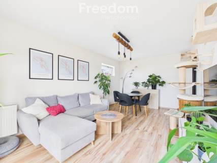 2 pokoje 51,46 m balkon hala garażowa
