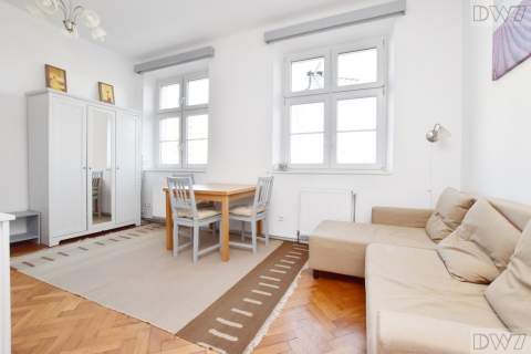 Kawalerka,23 m2, Al. 29 Listopada 36, ENG,UA