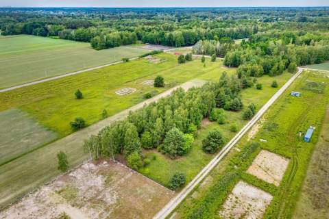 Działka 3000 m z potencjałem inwestycyjnym   Bory