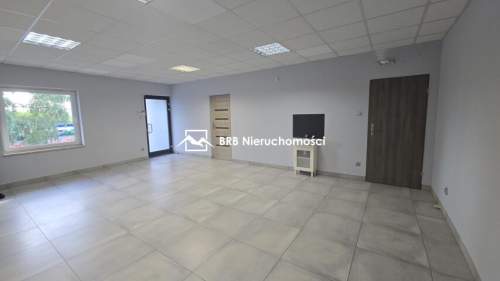 Lokal usługowy 55m2 przy ruchliwej ulicy - widoczność, jakiej...