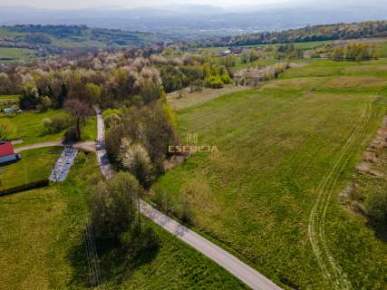 Działka budowlana z widokiem na Nowy Sącz i góry
