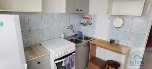 Mieszkanie 2-pokoje -Urządzone -Balkon -Winda -Parking -os.Uroczysko