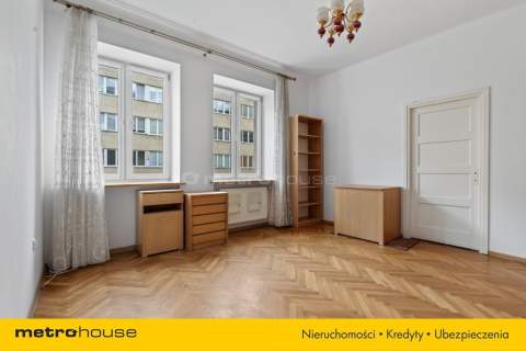 Śródmieście,.Wiejska, wysokie i przestronne 2 pok