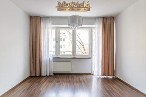 Wynajem okazja kawalerka 34 m2 na Kruczej balkon