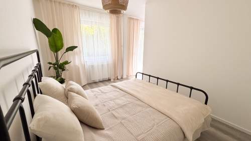 2 pokoje z dużym ogrodem 50 m2 koło Malty, garaż komórka