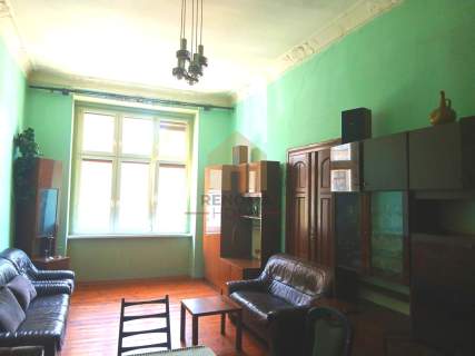 Przestronne 4 pokoje w kamienicy w Centrum