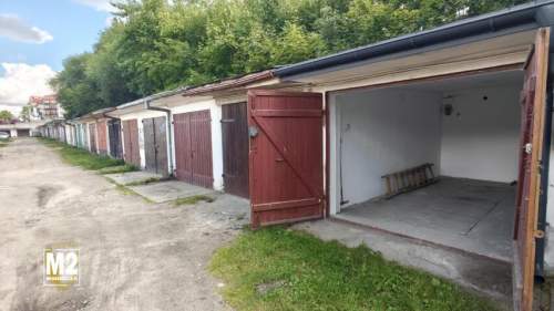 Murowany garaż z kanałem, 17.6 m2 - Ełk, ul. Piękna
