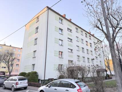 SPRZEDAM, atrakcyjne 2-pokojowe, II p. Leszno / SIKORSKIEGO