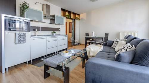 Salwator - studio, balkon, komórka lok.