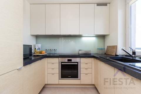 Komfortowy apartament 2 pok. na Bielanach