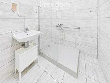 PRESTIŻOWA BAZYLIANÓWKA-2 pokoje, duży balkon