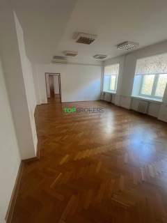 Przestronne i eleganckie biuro w kamienicy