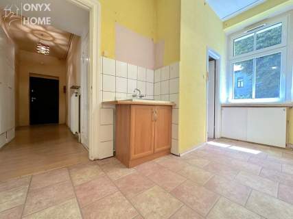 4 minuty pieszo SKM 2 piwnice, ogród 2 pokoje do