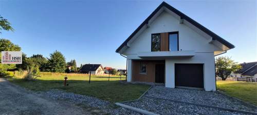 Wola Zachariaszowska,wolnostojący, widok na góry