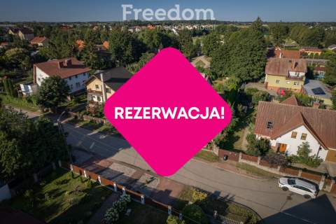 Przestronny dom z tarasami i widokiem na staw