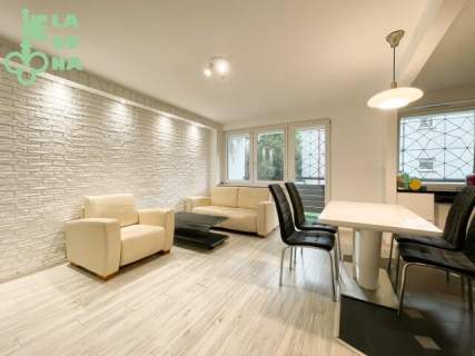 Gdynia Dabrowa, 56m2, trzy pokoje, parter, balkon