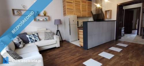 Apartament vis a vis Wawelu 80m2 3-pokoje , 2 łazienki, komfortowy