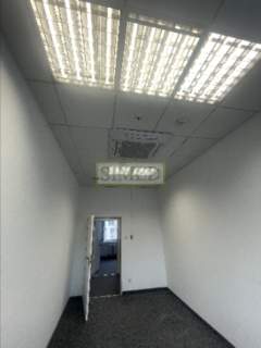 Na adres spółki,małe biuro,recepcja,parking,24h