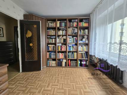 Raków Trzy pokoje z osobną kuchnią i balkonem
