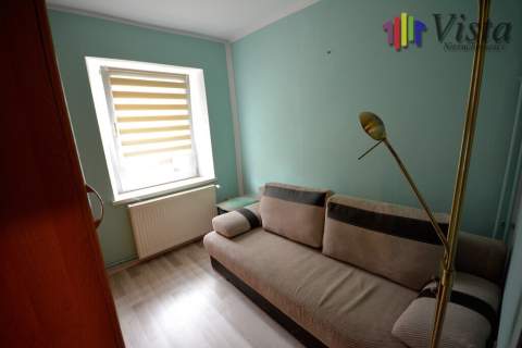 3 pokoje, 59, 4 m , 1 piętro, kamienica, ogródek