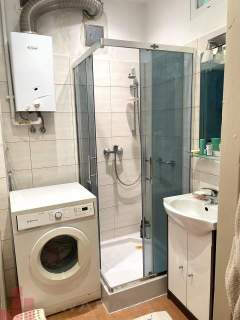 3 pokoje,80 m2-obok Galerii Kazimierz, garaż