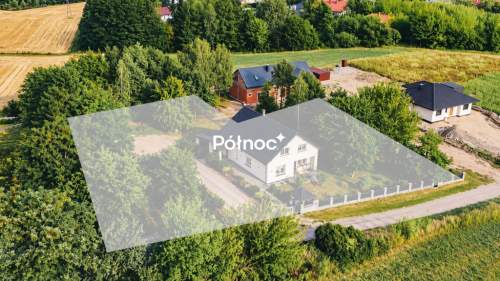 Nowoczesny dom o powierzchni 176 m z zadbaną działką Hru