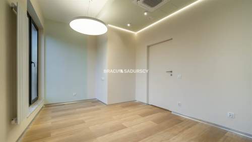 os. podwawelskie, lokal biurowy, wys. standard