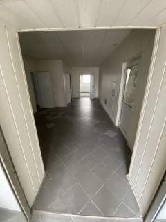 235 m2 , parter, tani prąd, rampa