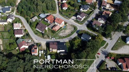 Centrum Wiązowny, wszystkie media, asfalt.