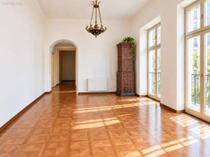 176 m2 Odrestaurowana kamienica Centrum Krakowa