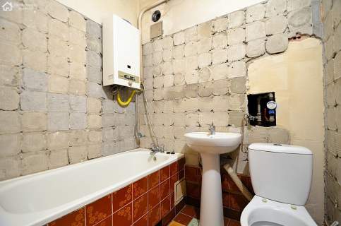 2 pokoje, CO miejskie, centrum miasta