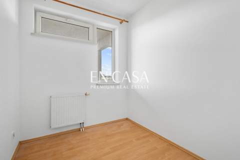 3 pokoje Ostatnie piętro Balkon parking