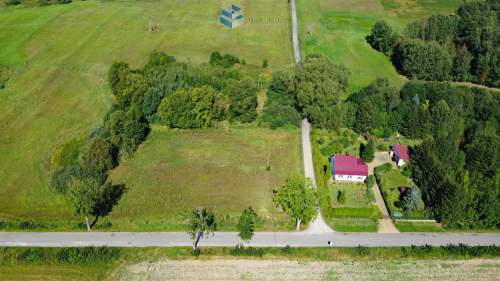 Kolonia- działki z dojazdem z asfaltu i uzbrojone