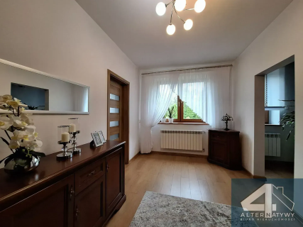Dom 85 m2 po remoncie z dużą działką