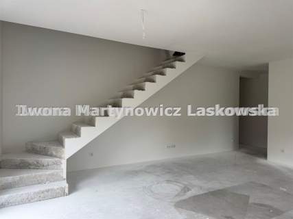 Nowoczesne dwupoziomowe apartamenty pod lasem