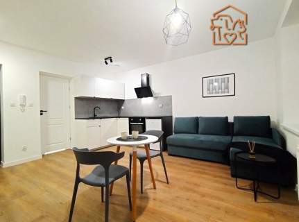 Kawalerka z komórką, pet-friendly- Piekarska 52