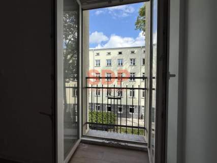 Słoneczna kawalerka z antresolą obok Piotrkowskiej