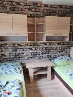Bielawy dom 138,86 m2 oraz bud. gosp. 93,70 m2 z działką 699...