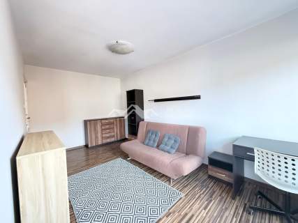 M2/Boczna Sienkiewicza/ oddzielna kuchnia/balkon