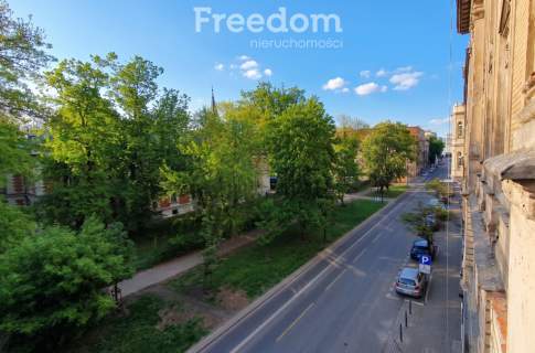 Mieszkanie w kamienicznym stylu - Łódź Fabryczna