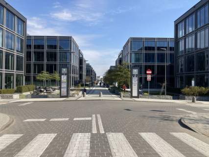 LOKAL USŁUGOWY 81,27 m ORZECHOWA LOKA3 WŁOCHY