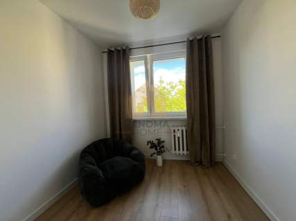 Komfortowe 3 pokoje po remoncie balkon