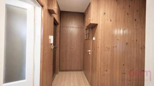 3 POKOJE 46 m BALKON - dobra lokalizacja