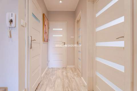 SERENADA 3POK PARKING BALKON 58,60M